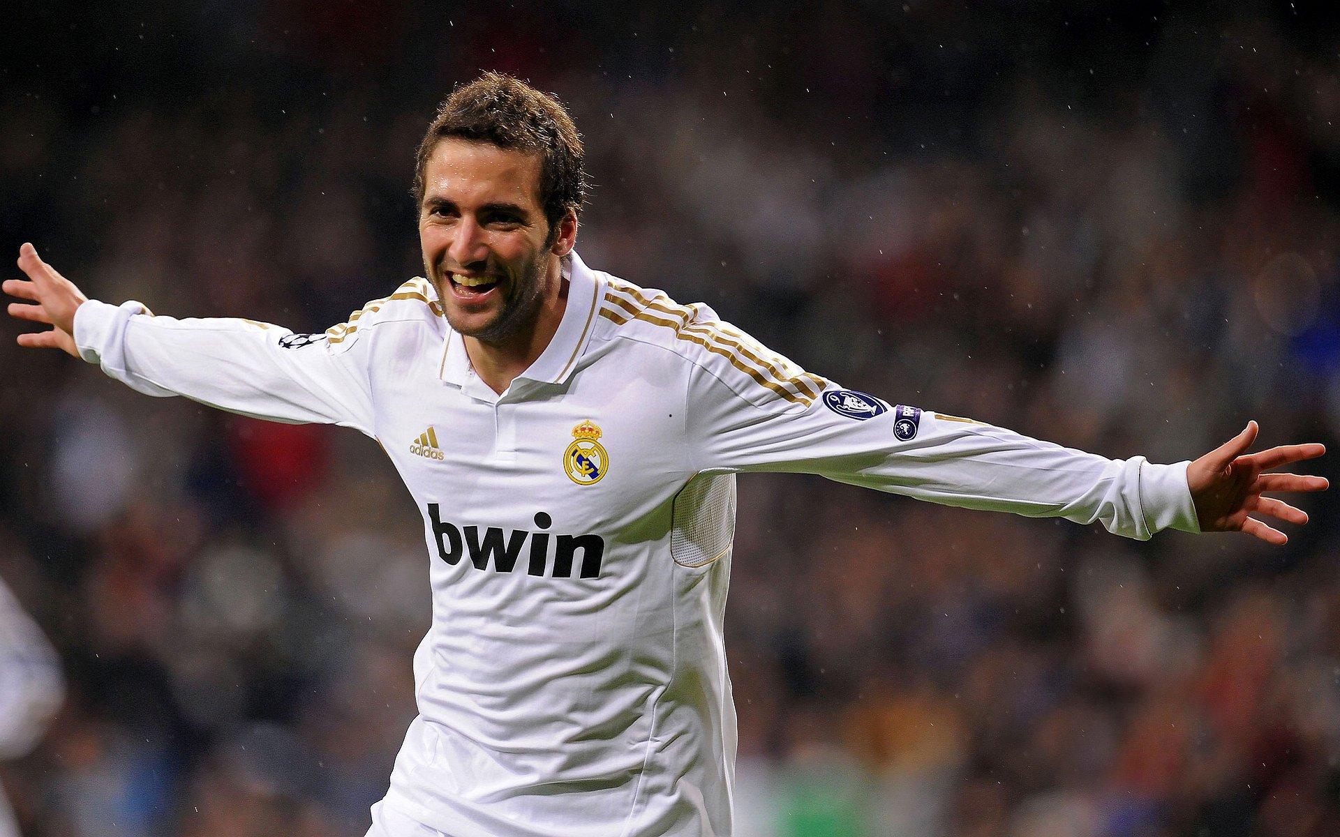 戈登强硬回击拜仁高层，鲁梅尼格关于沃尔特马德的言论有失水准